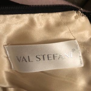 Val Stefani dress